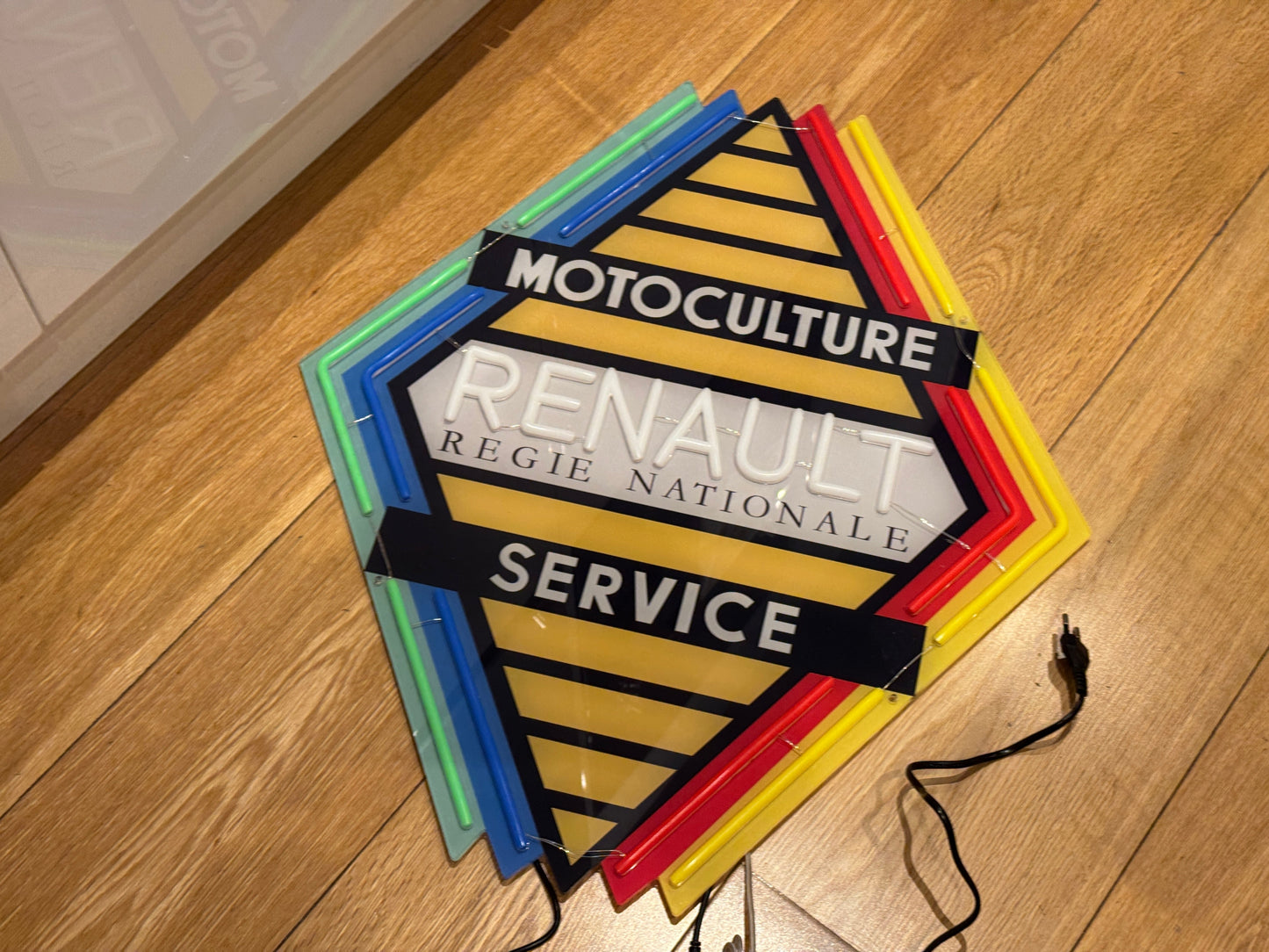Renault Neon Sign #N139