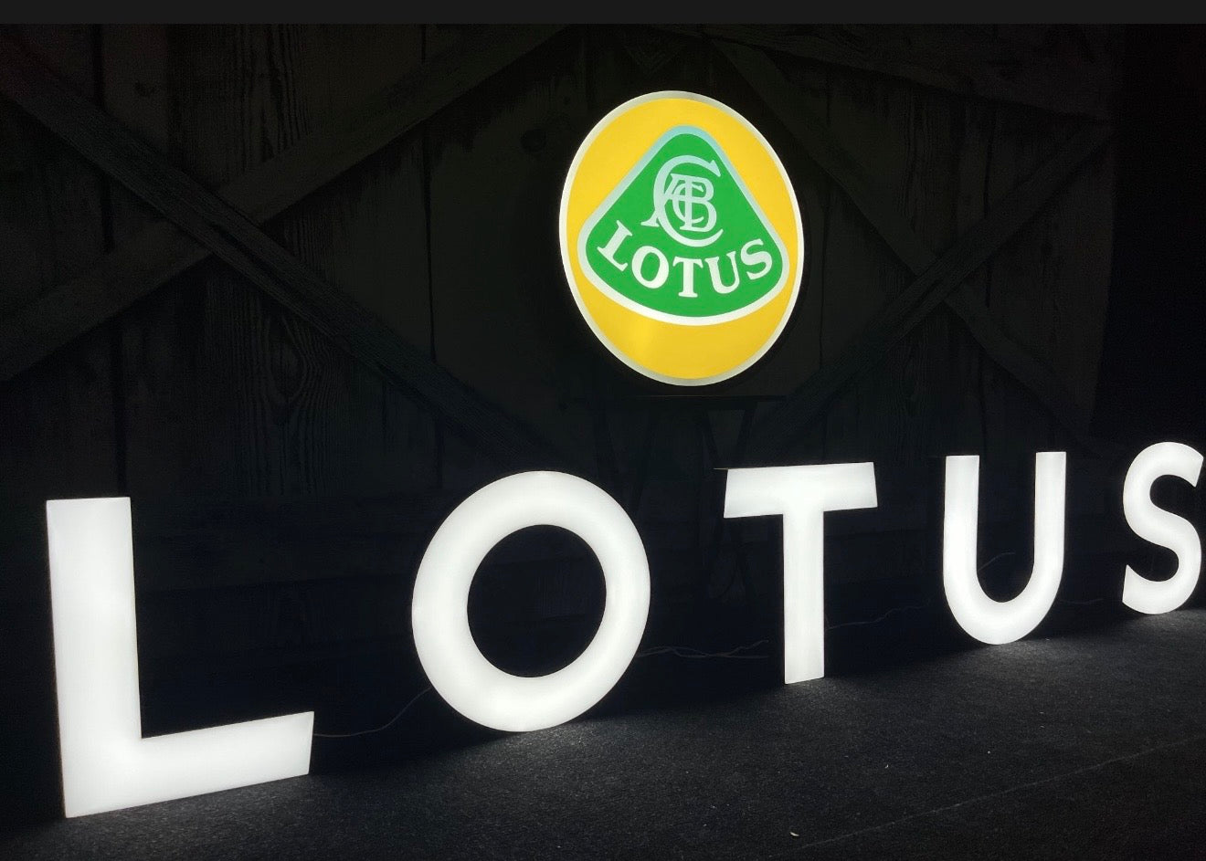 Lotus Illuminated Logo Sign #D51