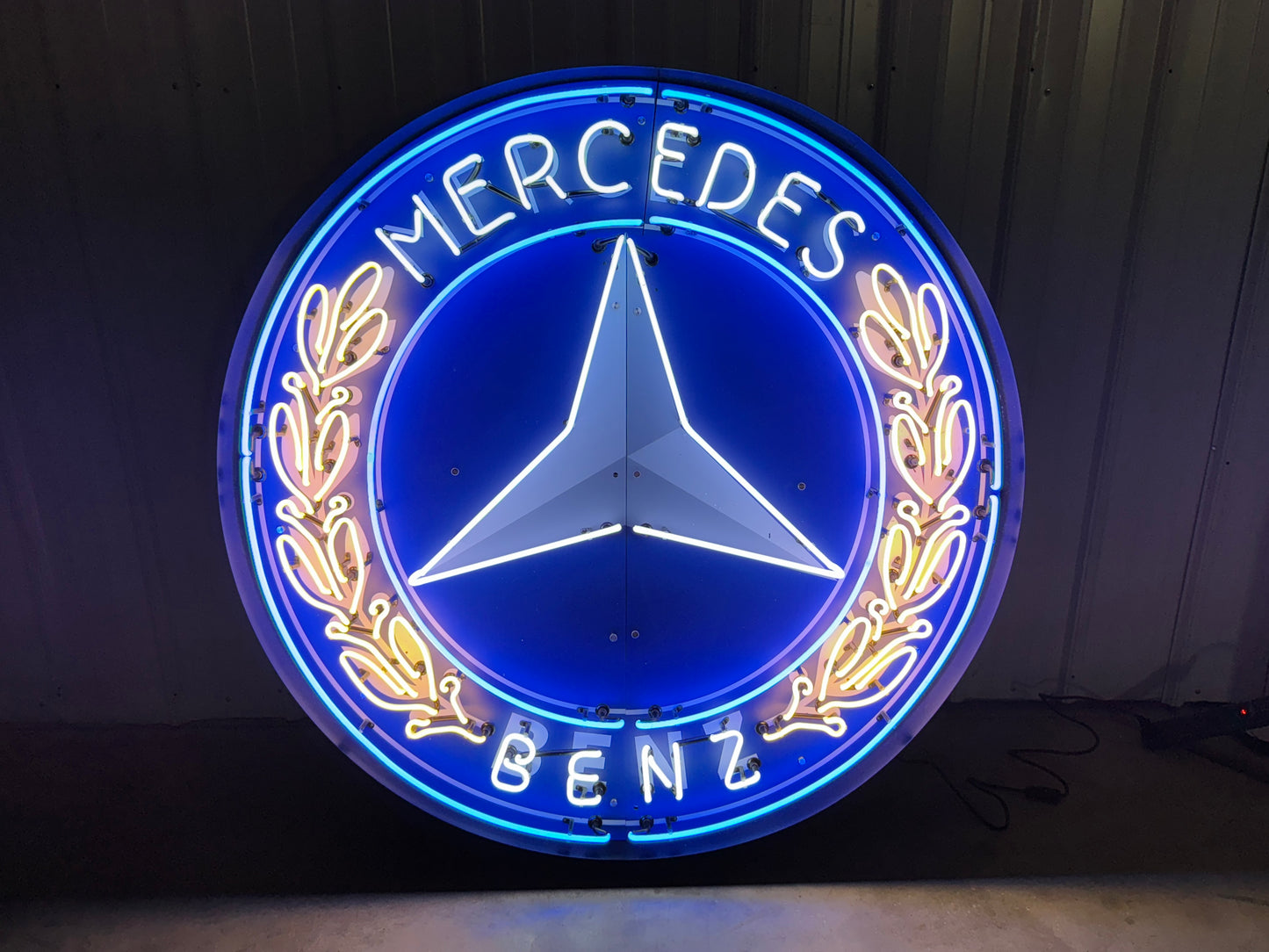 Mercedes Benz Neon Sign #N123