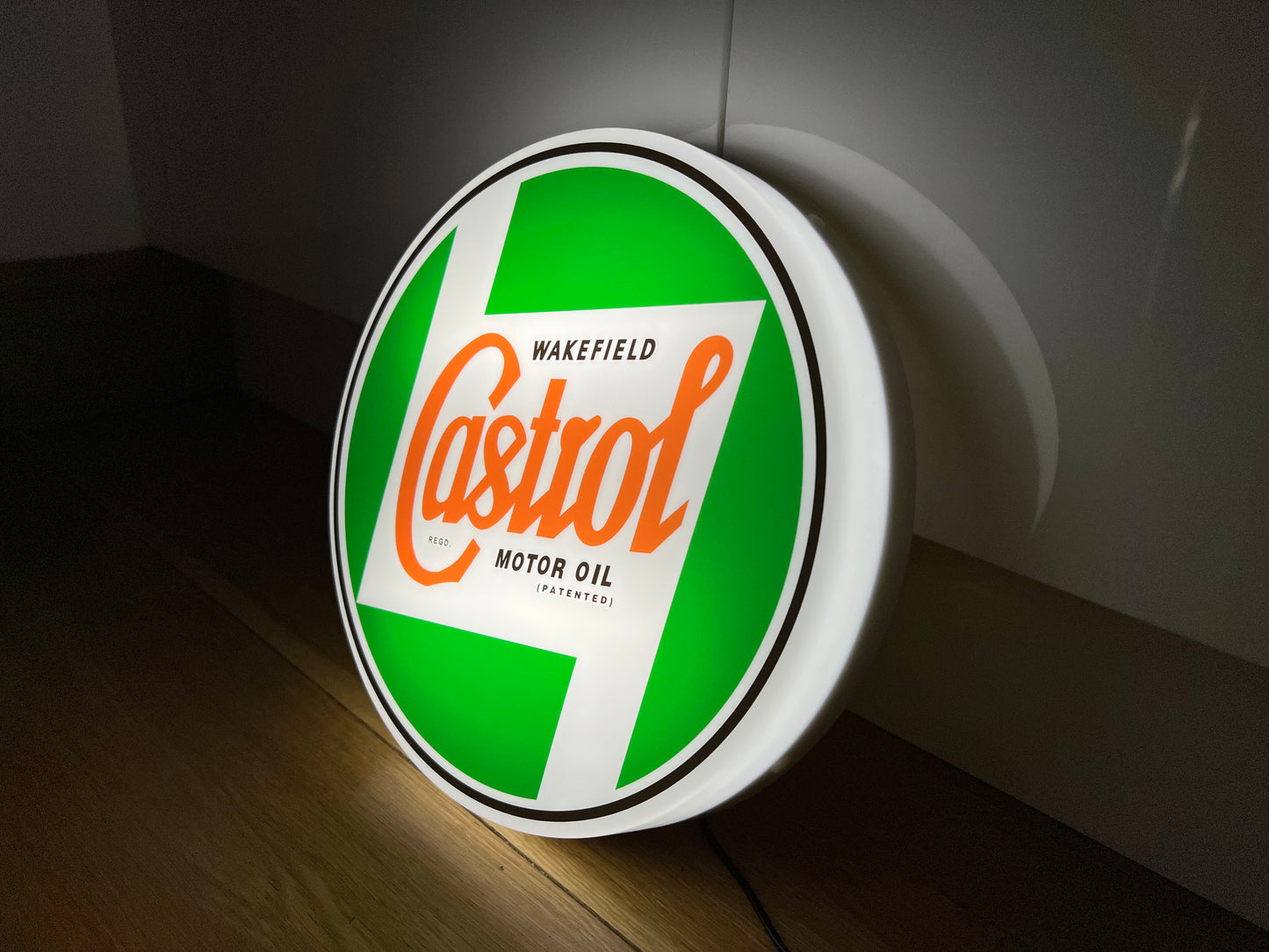 Castrol Illuminated Sign #B18