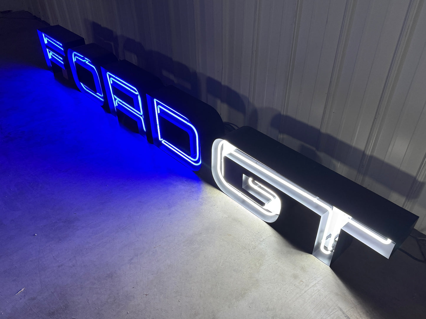 Ford GT Neon Sign #N154