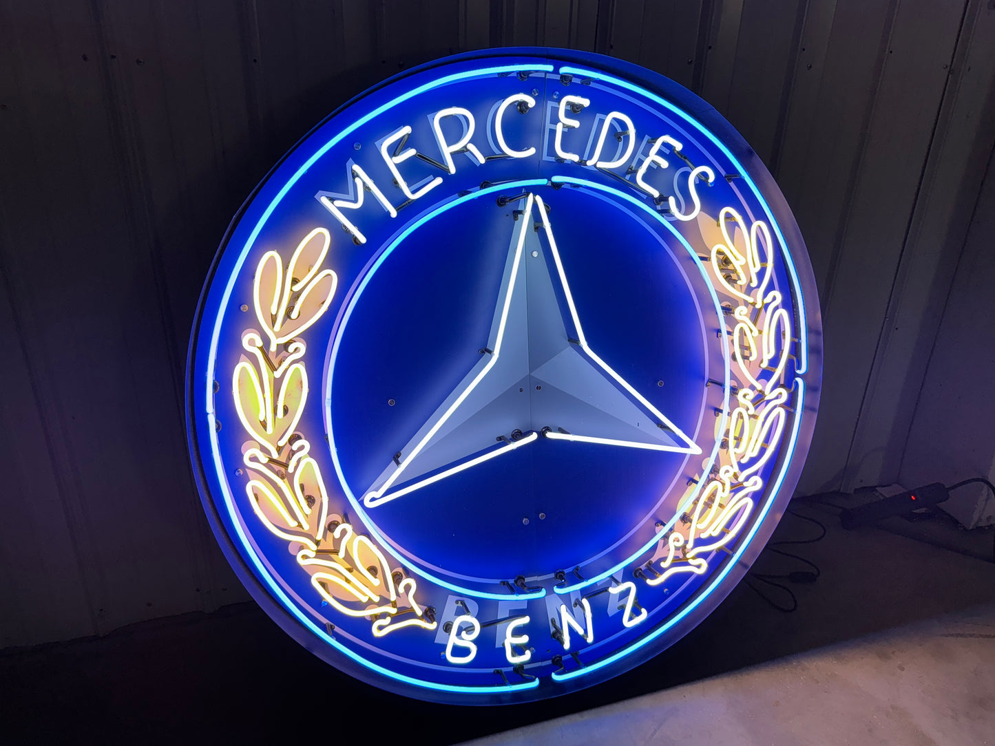 Mercedes Benz Neon Sign #N123