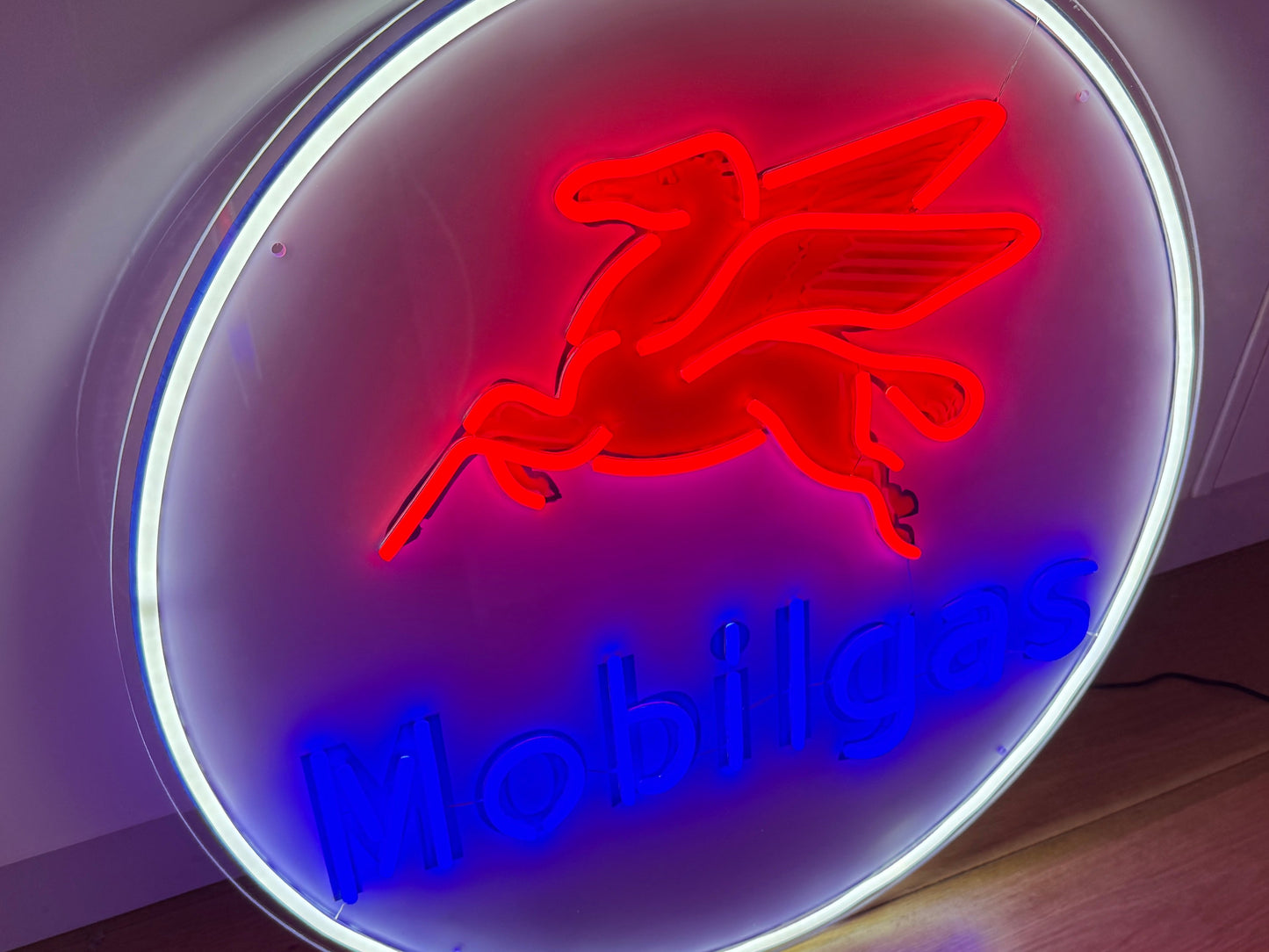 Mobil Mobilgas Neon Sign #N128