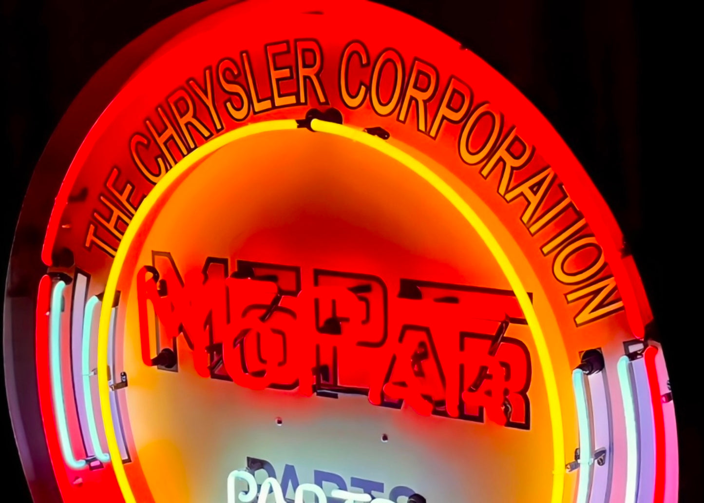 Mopar Parts Neon Sign #N68
