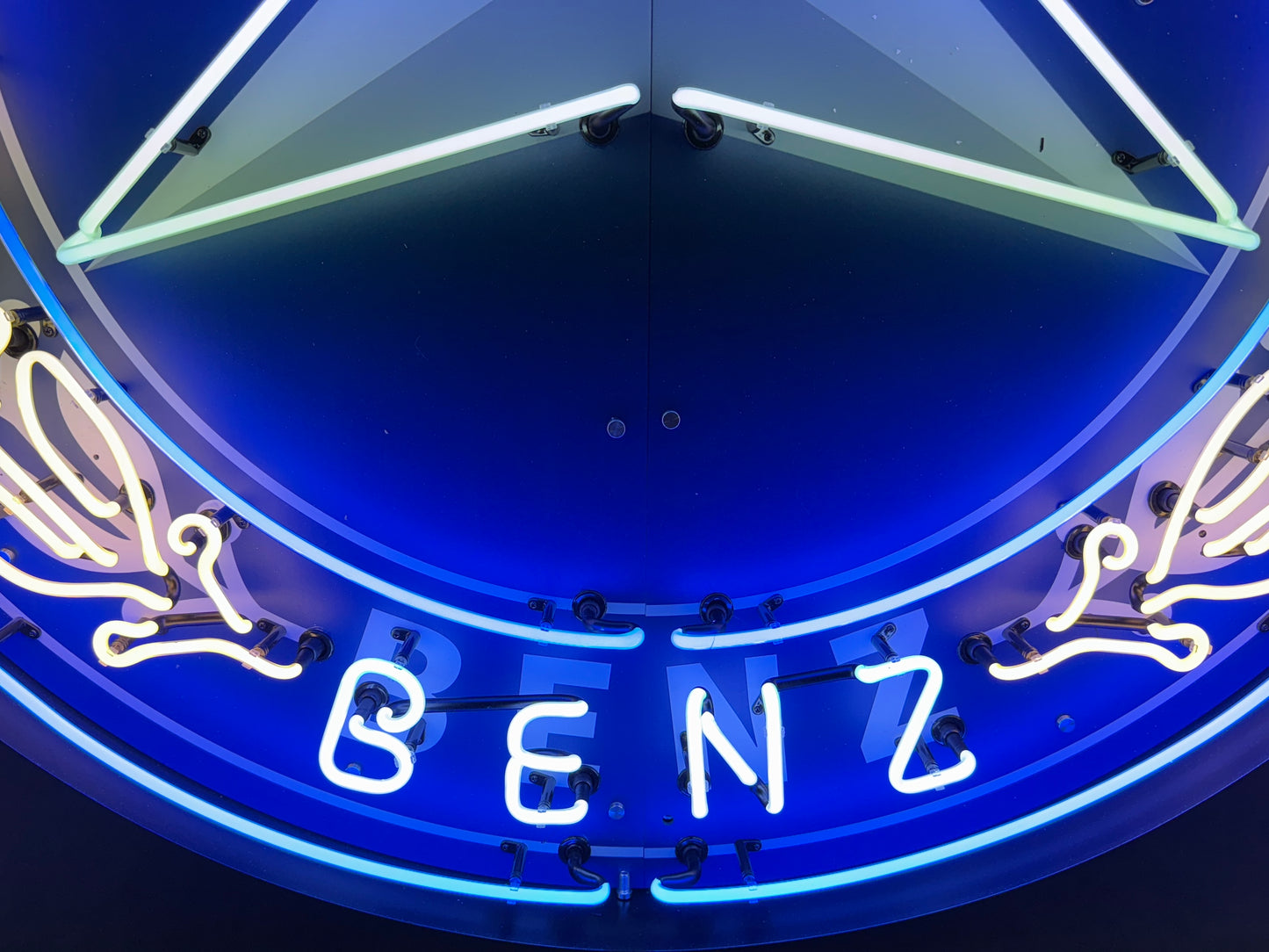 Mercedes Benz Neon Sign #N123