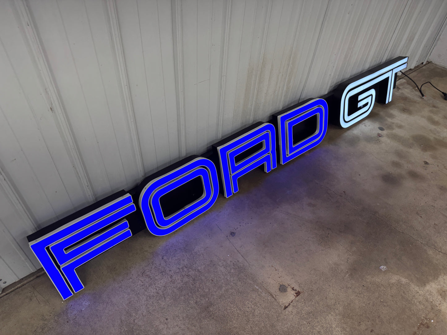 Ford GT Illuminated Sign #D43