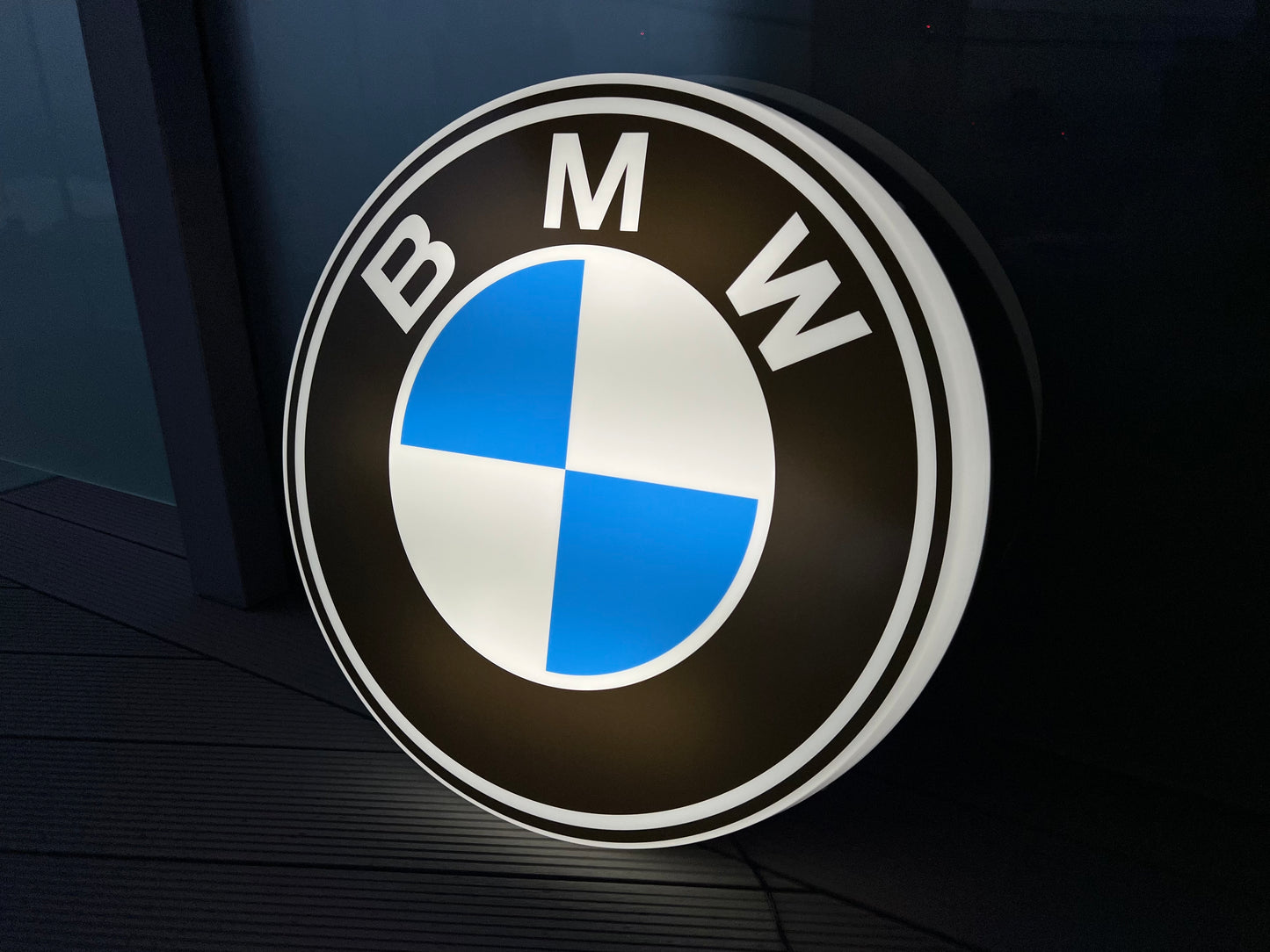 BMW Round Illuminated Logo Sign #B15