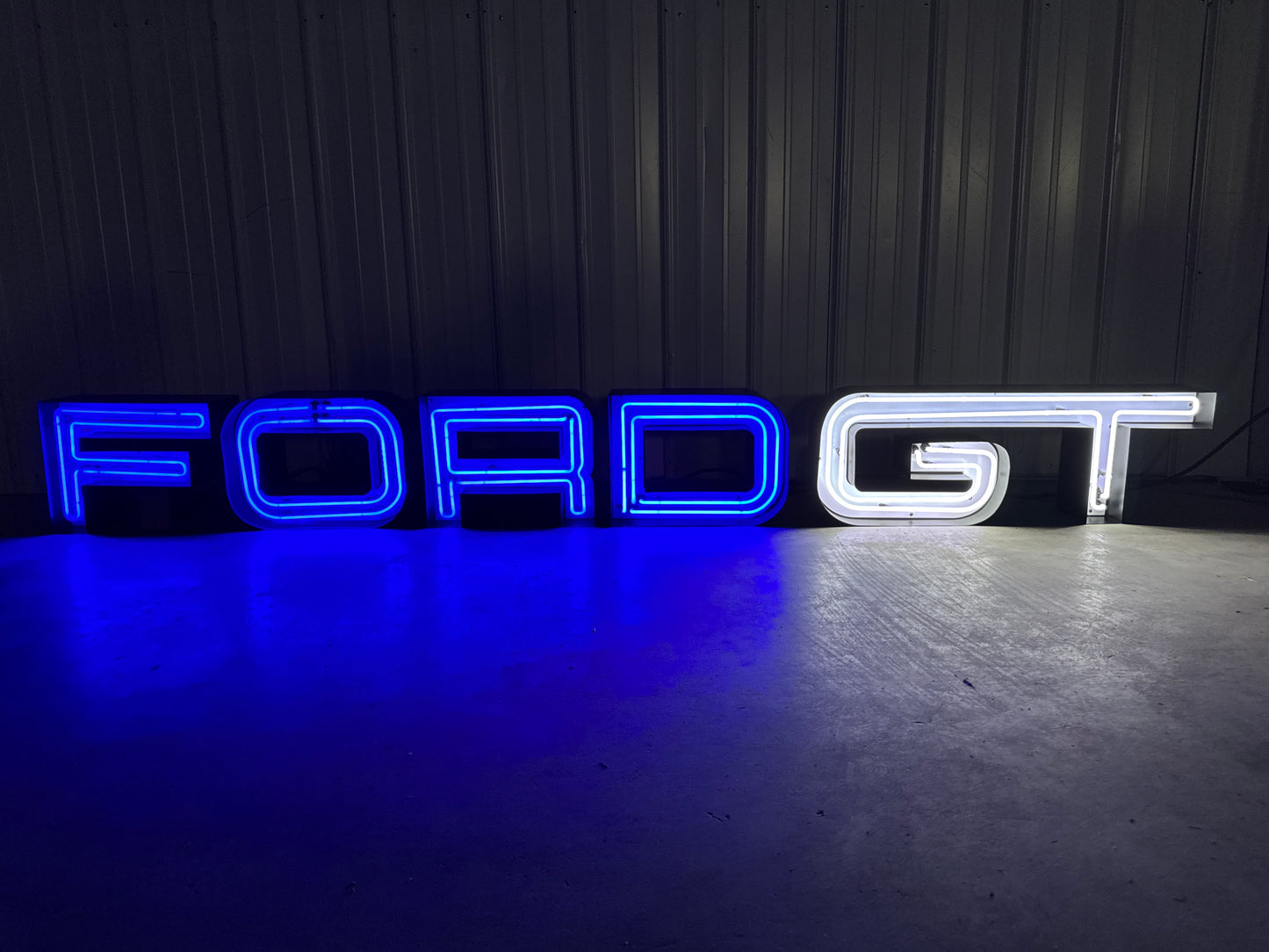 Ford GT Neon Sign #N154