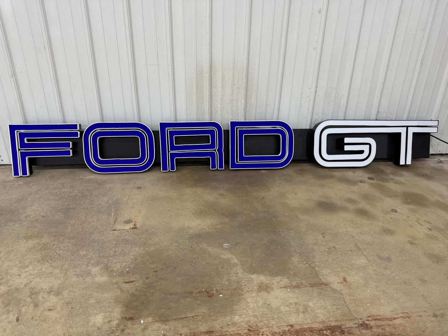 Ford GT Illuminated Sign #D43