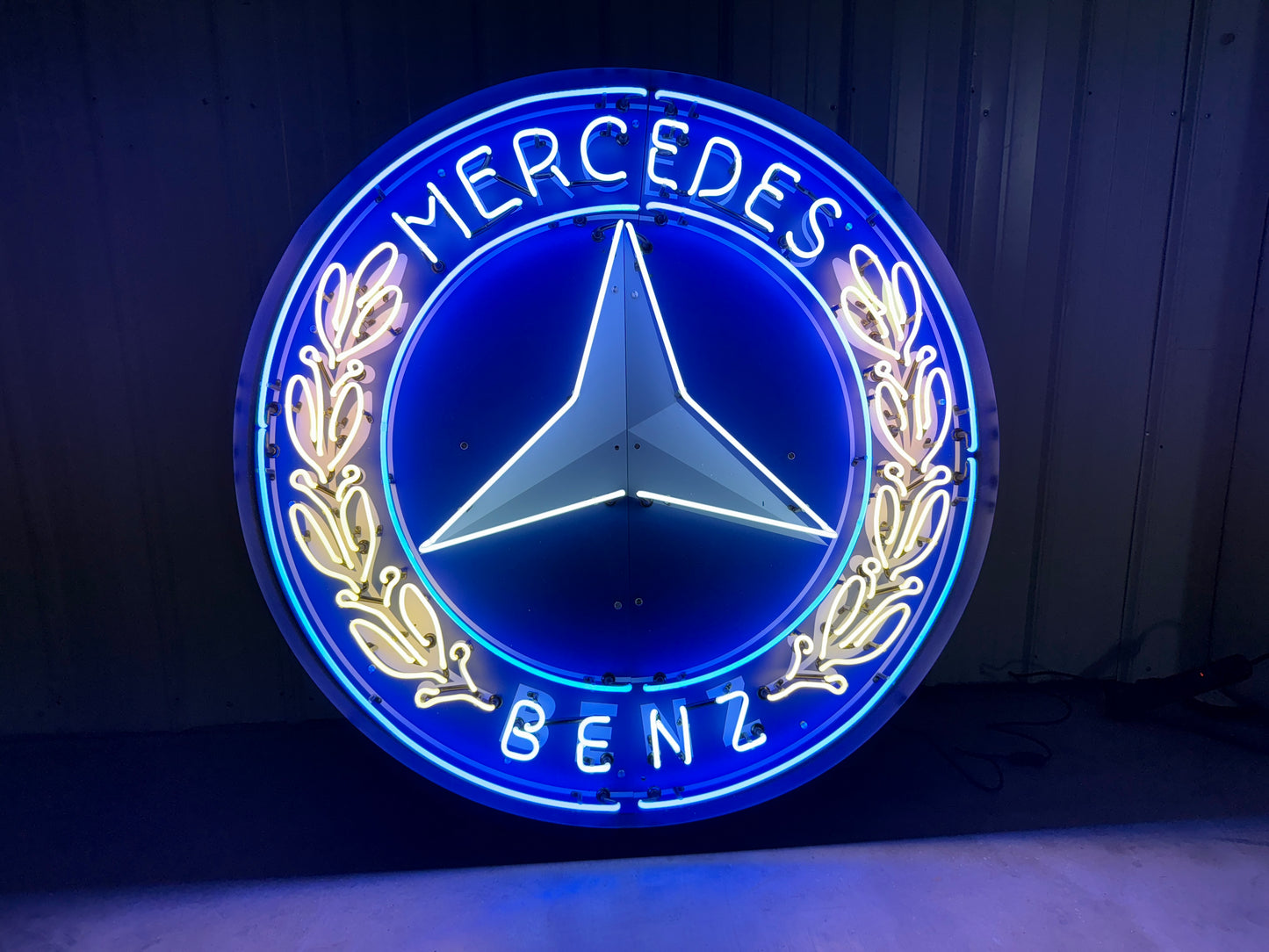 Mercedes Benz Neon Sign #N123