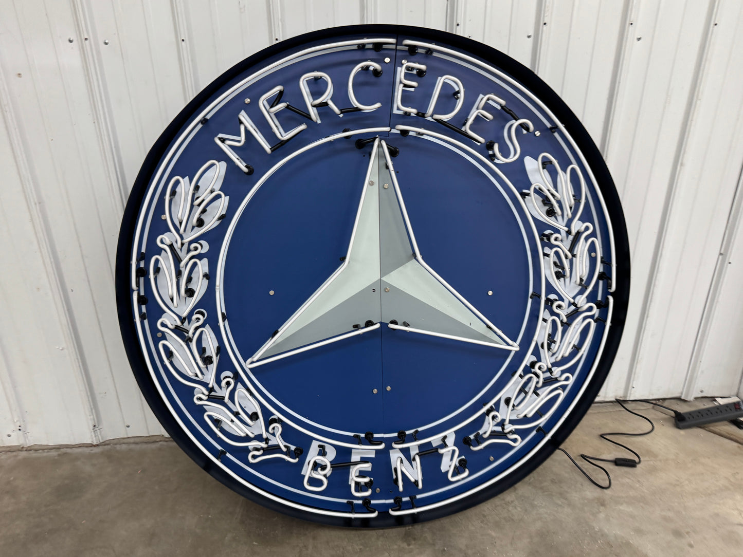 Mercedes Benz Neon Sign #N123