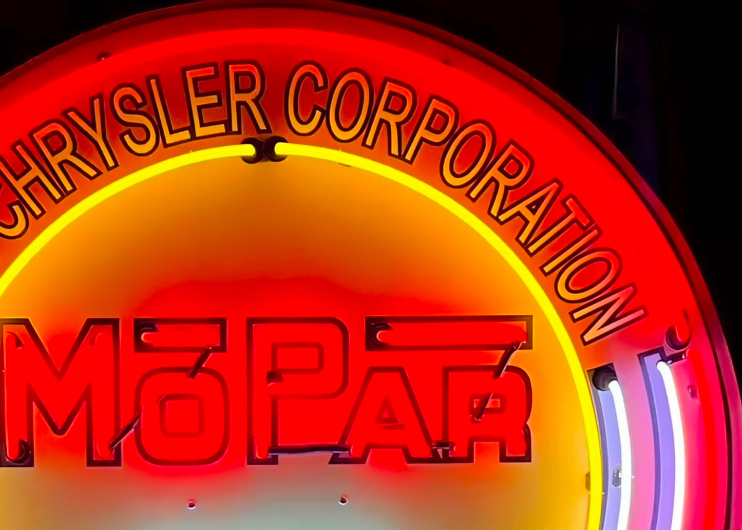 Mopar Parts Neon Sign #N68