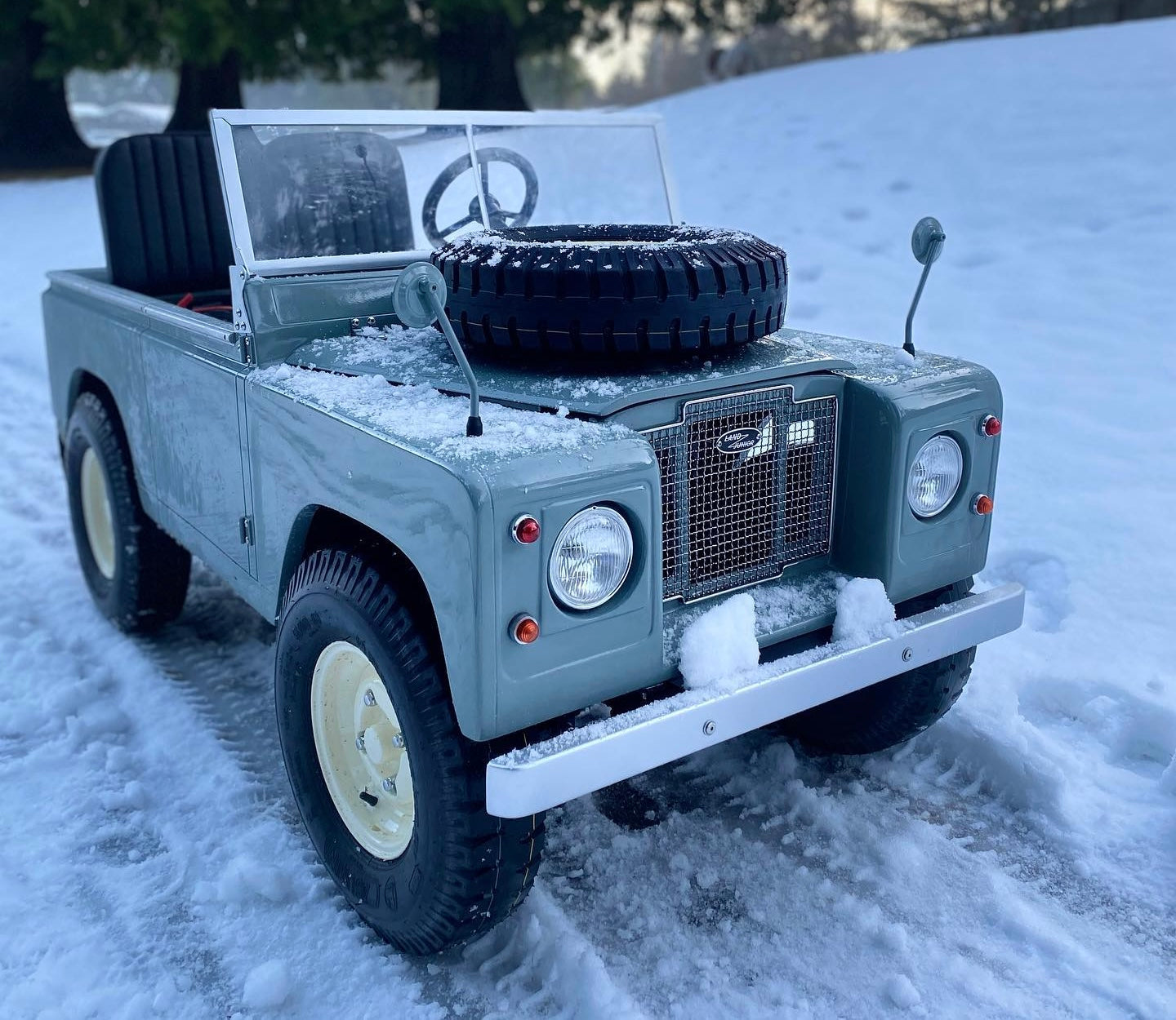 Land Rover Defender Junior Car #J5