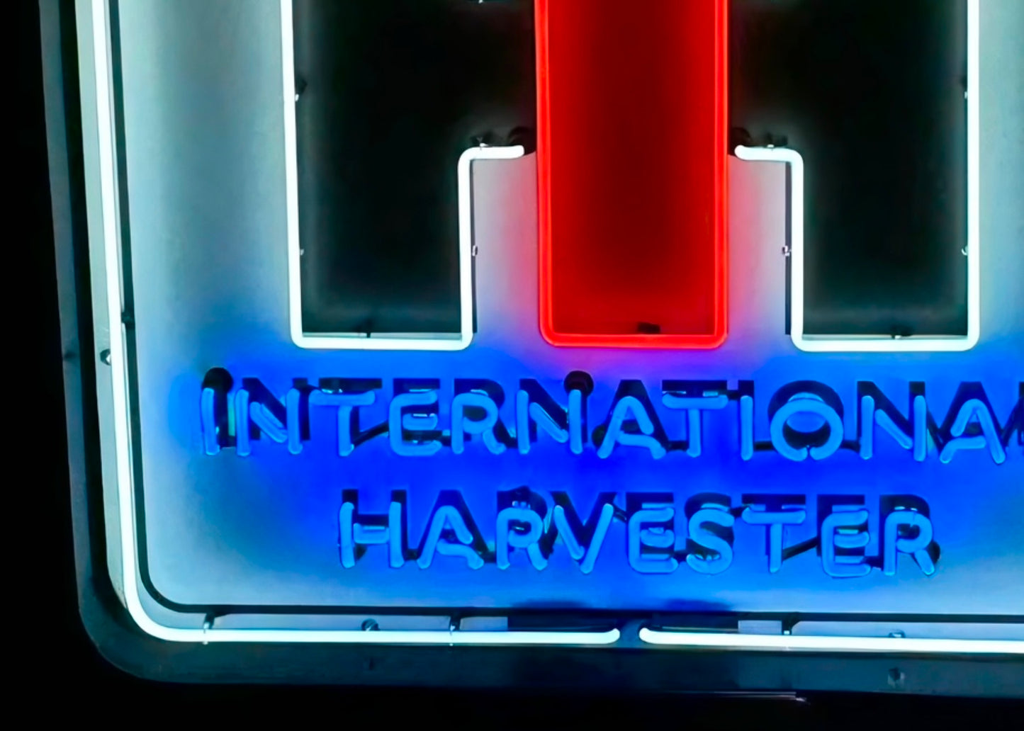 International Harvester Neon Sign #N117