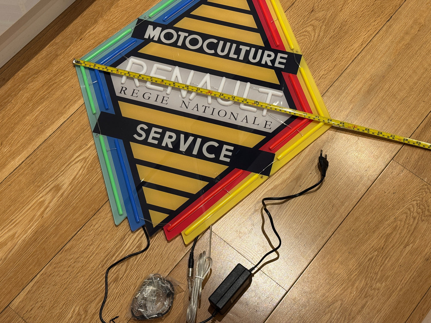 Renault Neon Sign #N139