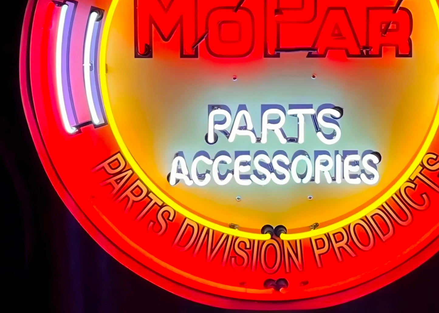 Mopar Parts Neon Sign #N68