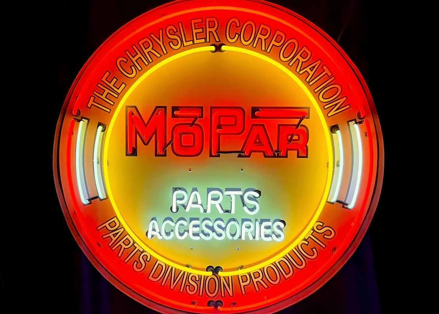 Mopar Parts Neon Sign #N68