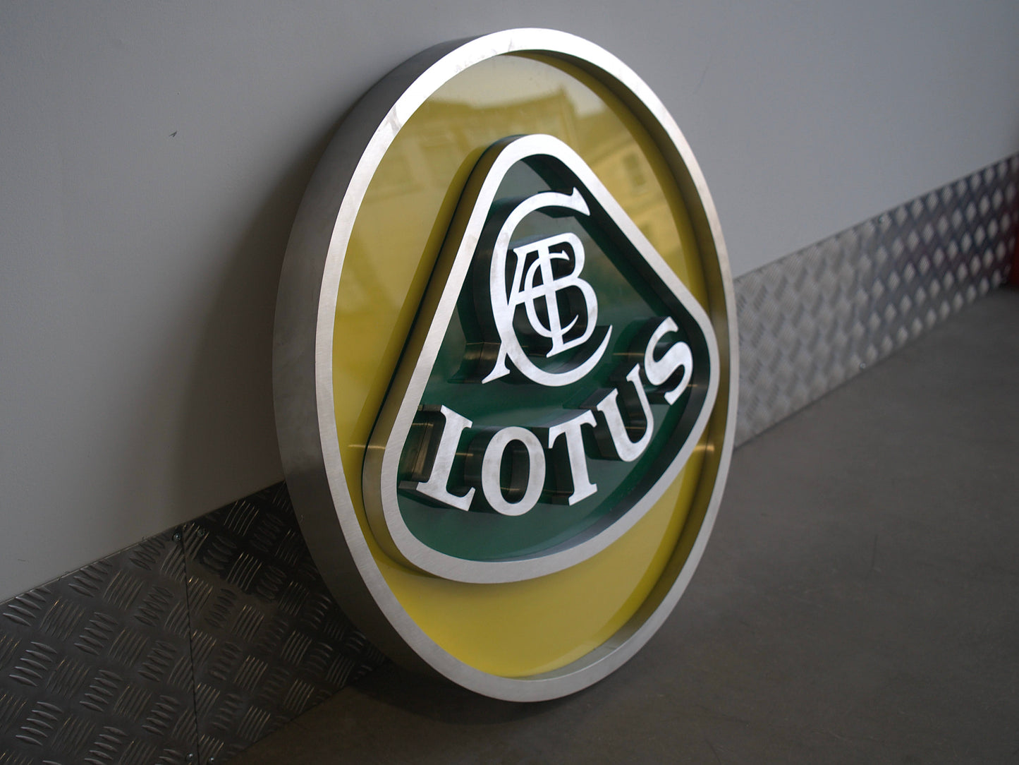 Lotus Dealership Crest Logo Sign #D52