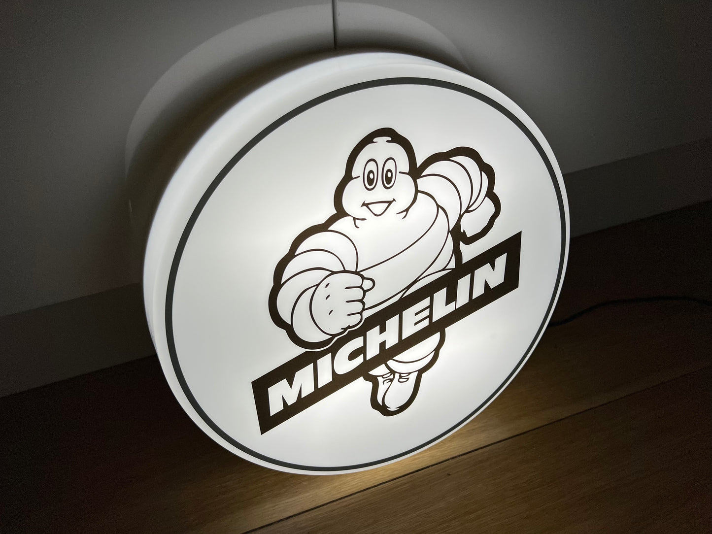 Michelin Illuminated Sign #B57