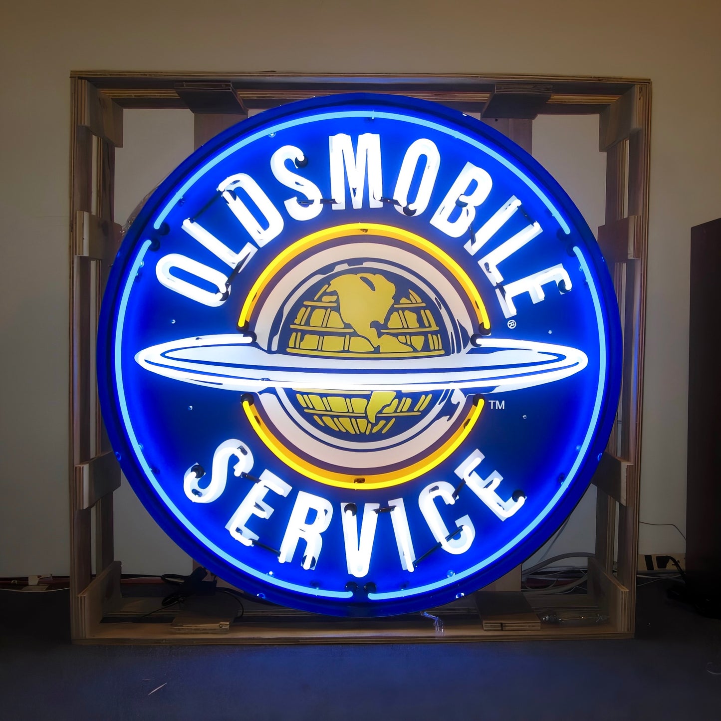 Oldsmobile Service Neon Sign #N74