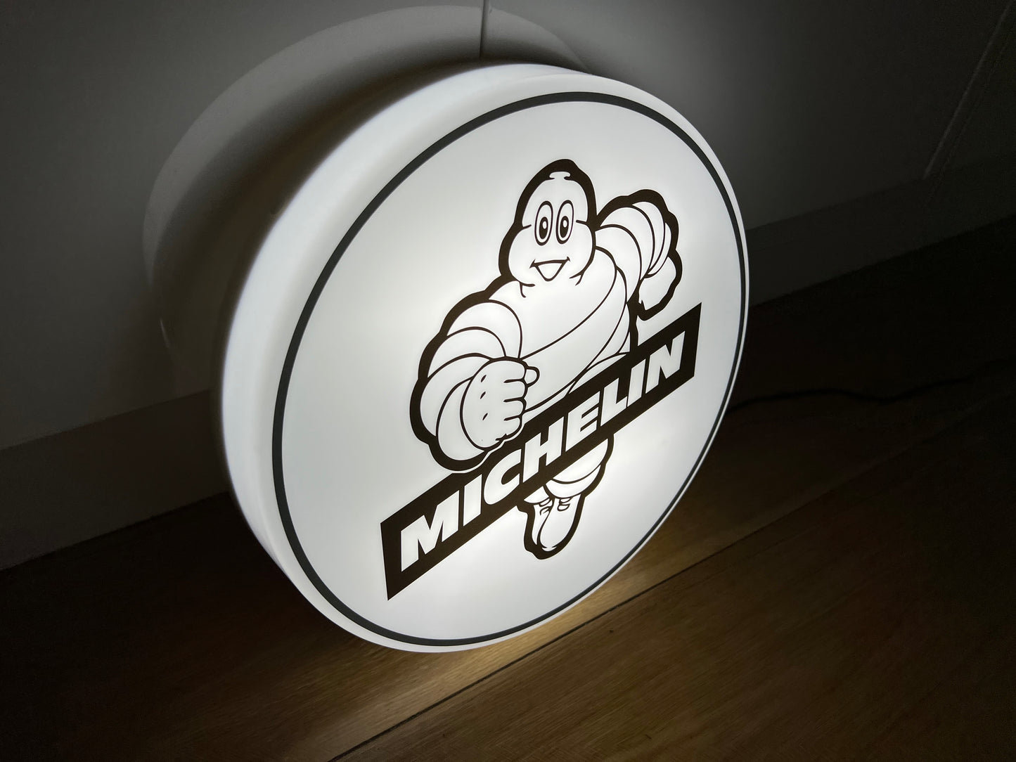 Michelin Illuminated Sign #B57