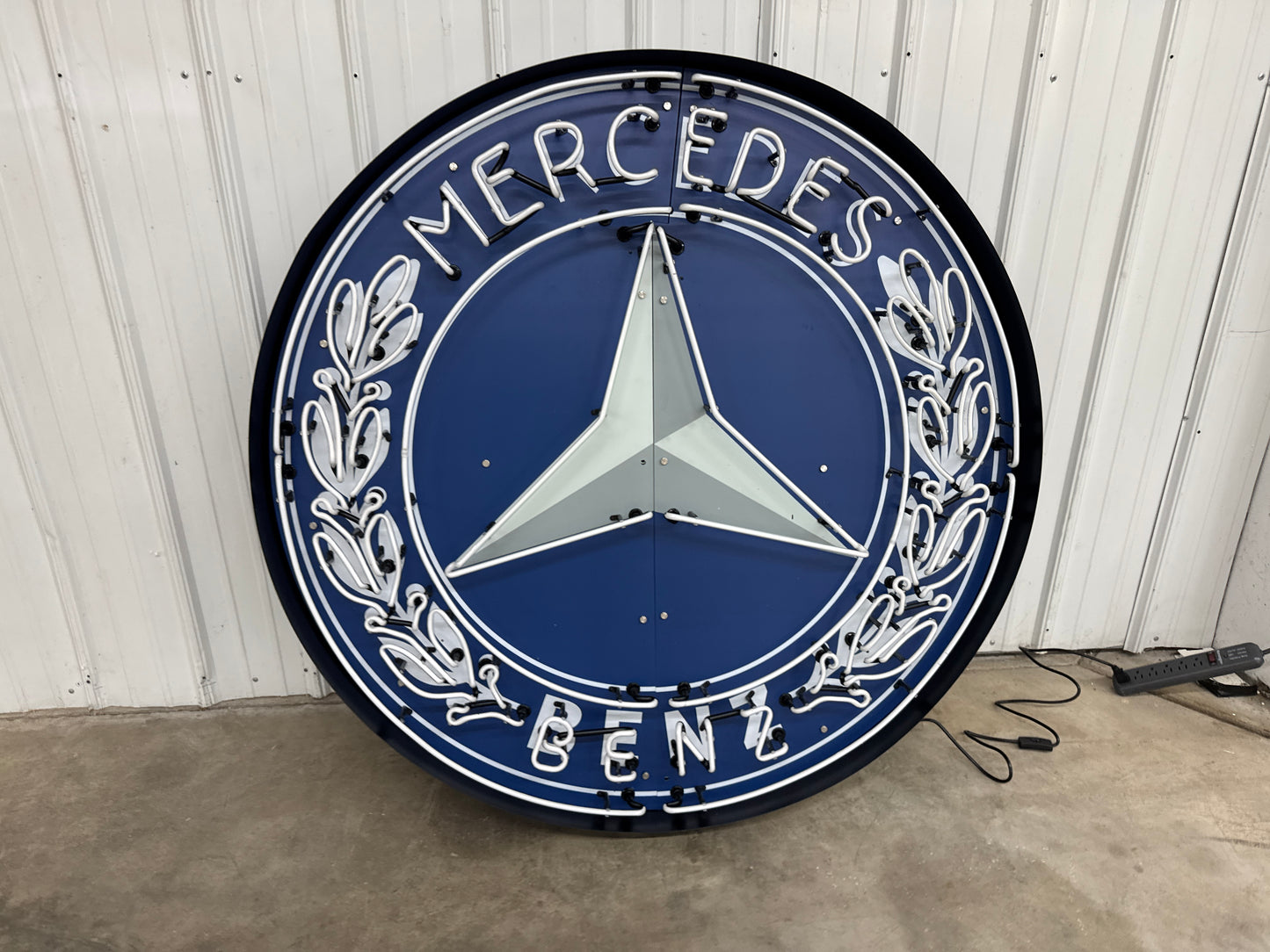 Mercedes Benz Neon Sign #N123