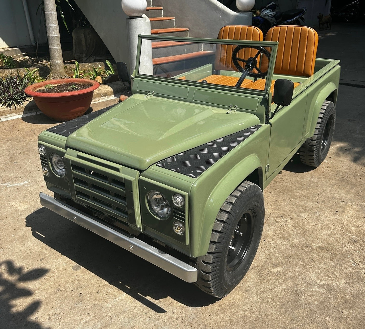 Land Rover Defender Junior Car #J5