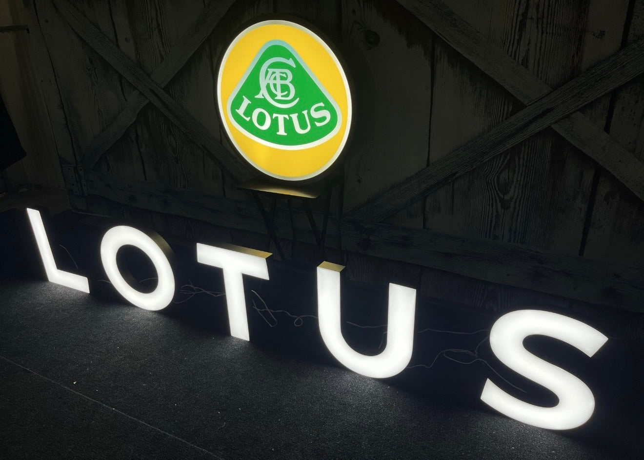 Lotus Illuminated Logo Sign #D51