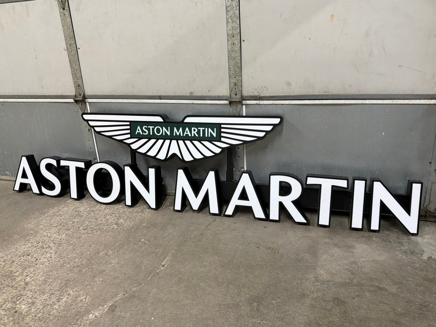 Aston Martin Illuminated Sign #D58
