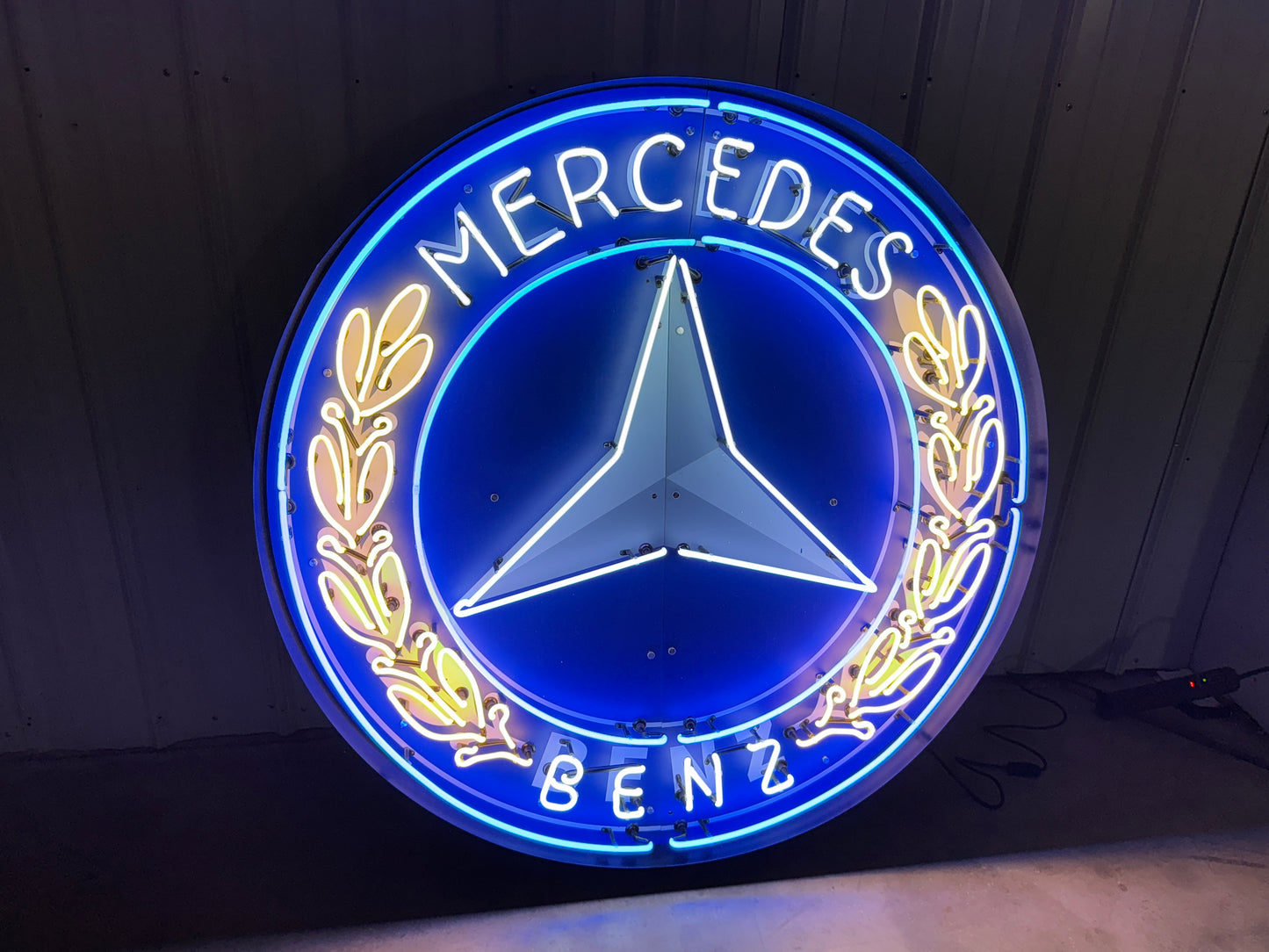 Mercedes Benz Neon Sign #N123