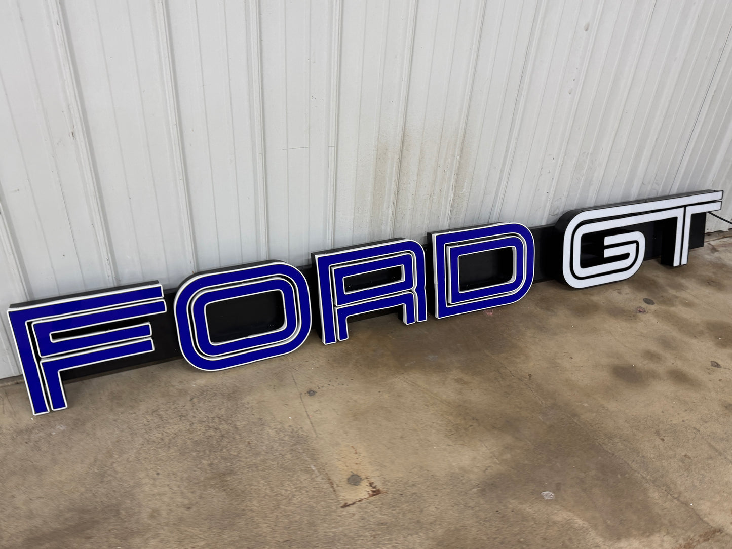 Ford GT Illuminated Sign #D43
