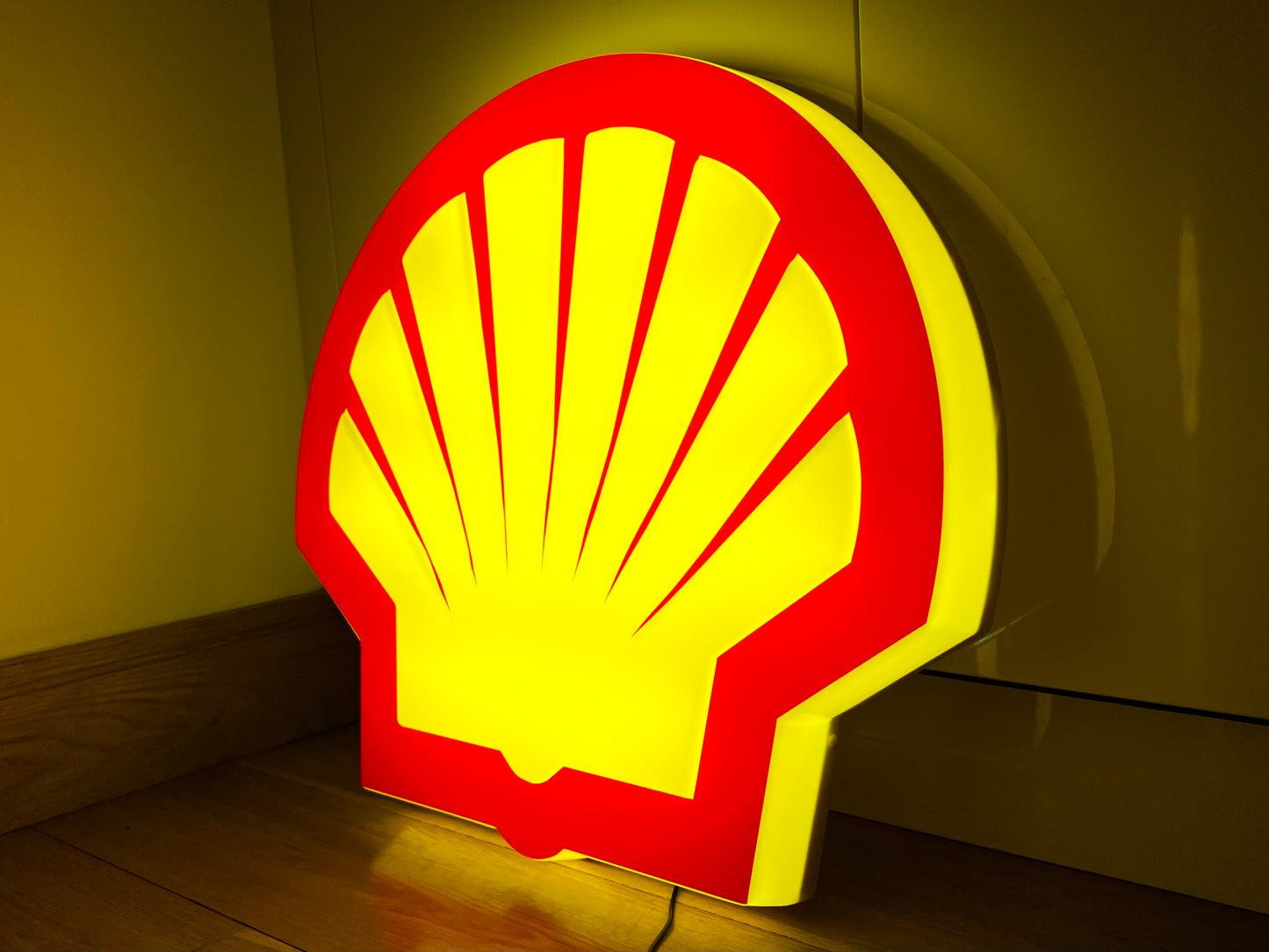 Shell Oil Illuminated Sign #B63