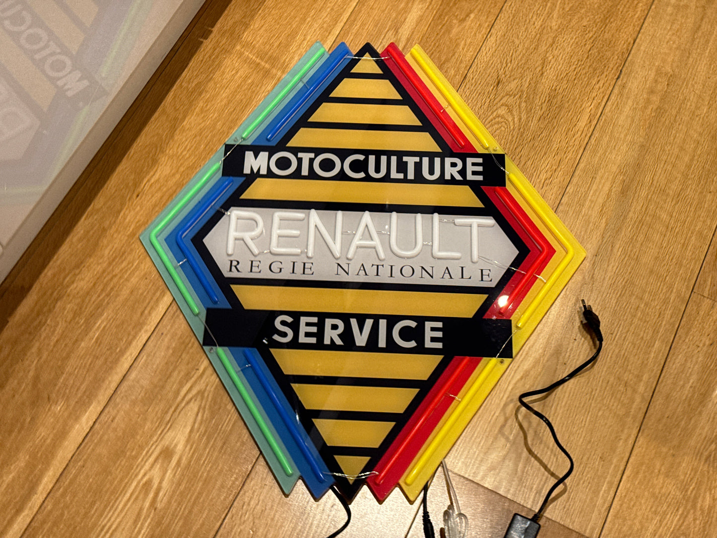 Renault Neon Sign #N139