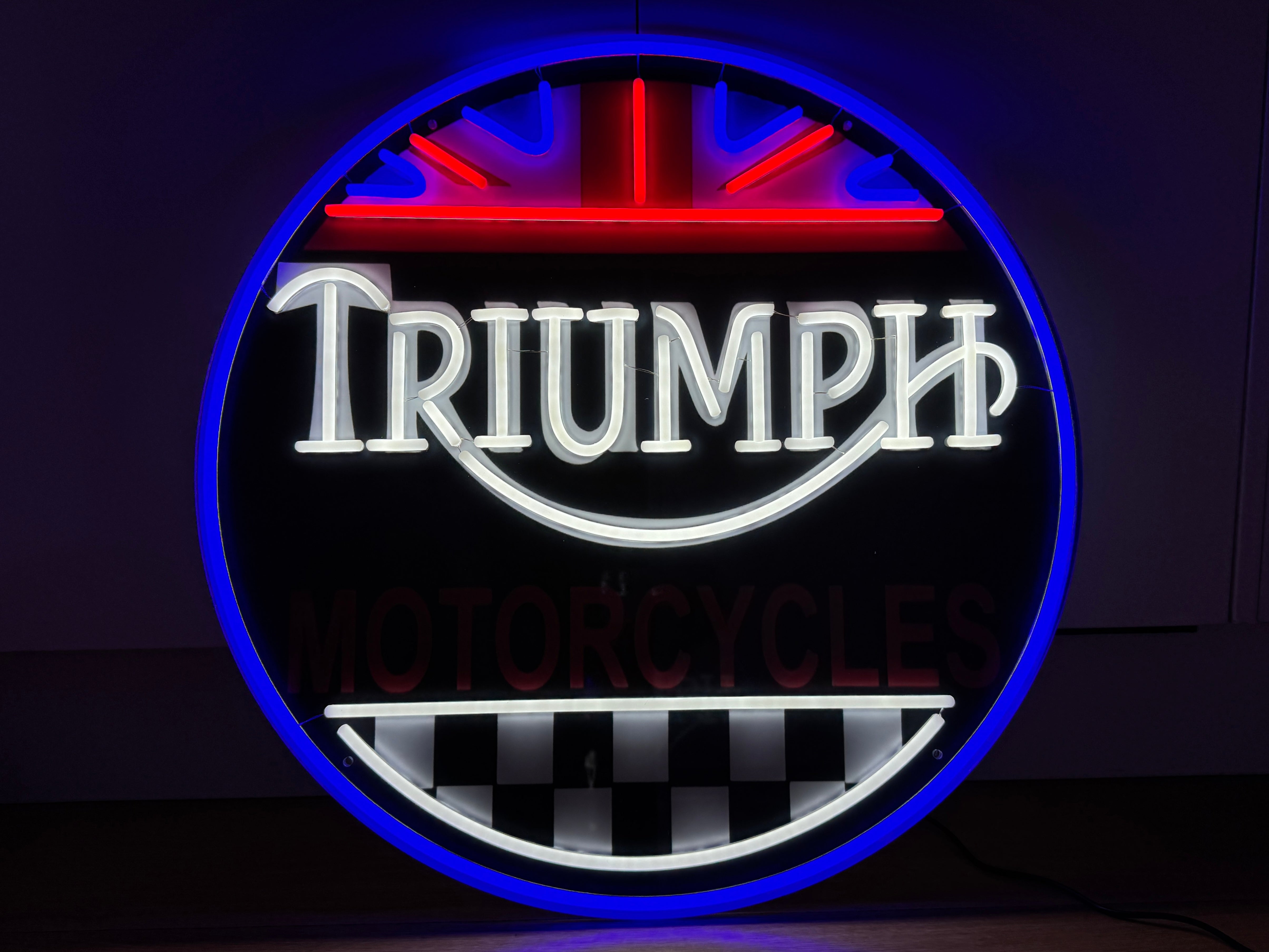 Triumph Motorcycles Neon Sign #N136 – Absolute Automobilia