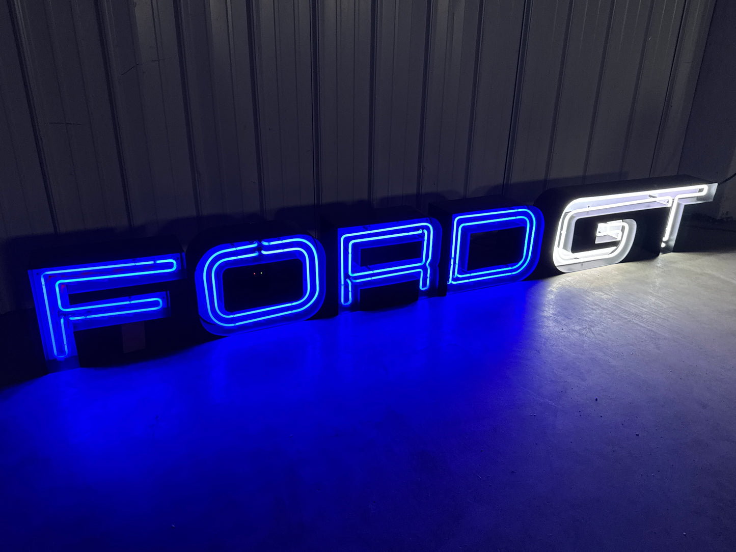 Ford GT Neon Sign #N154