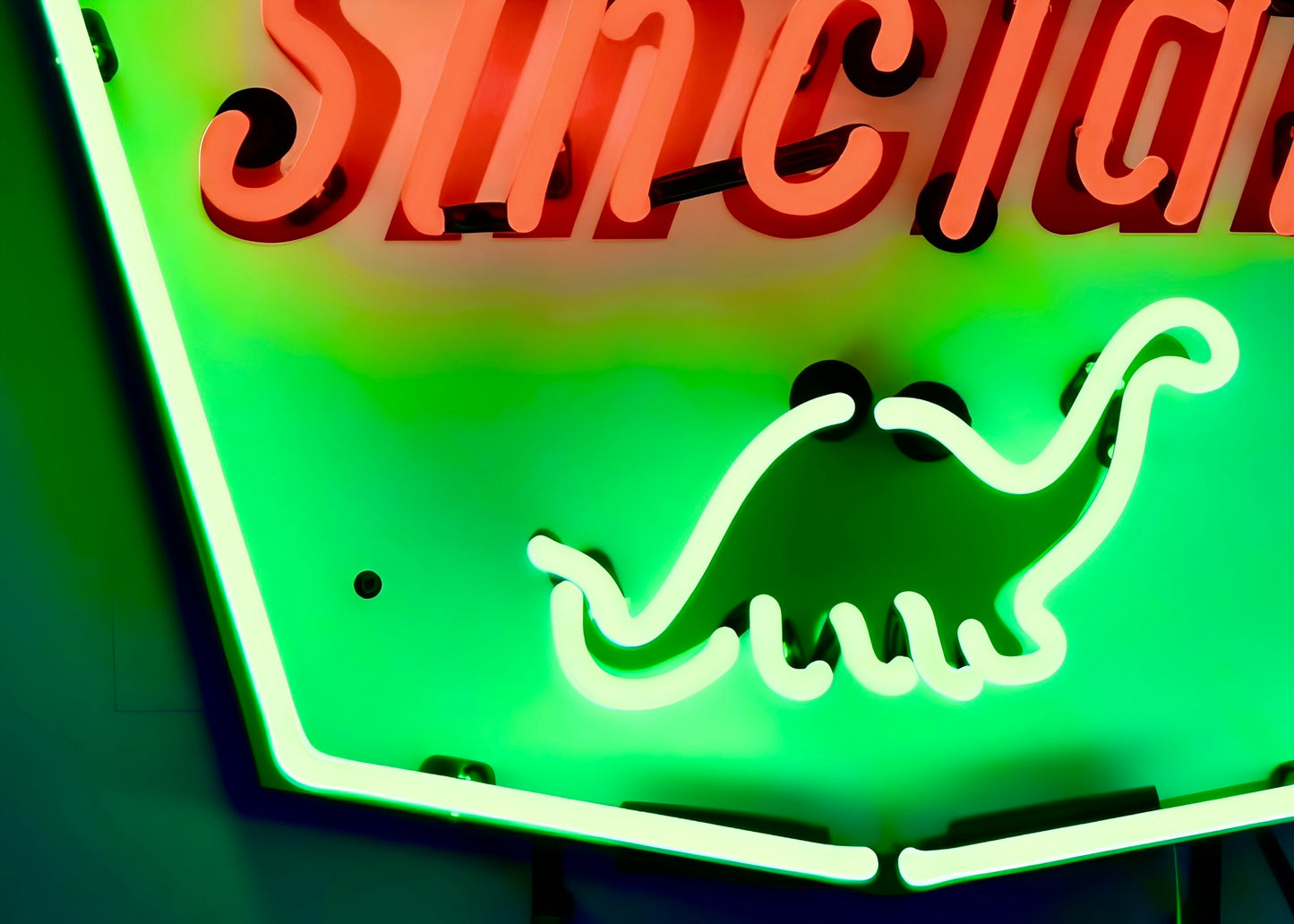 Sinclair Dinosaur Neon Sign #N98