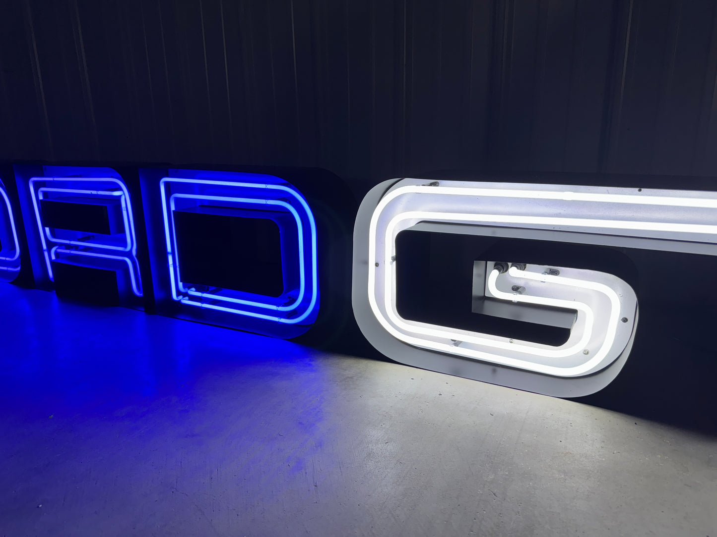 Ford GT Neon Sign #N154