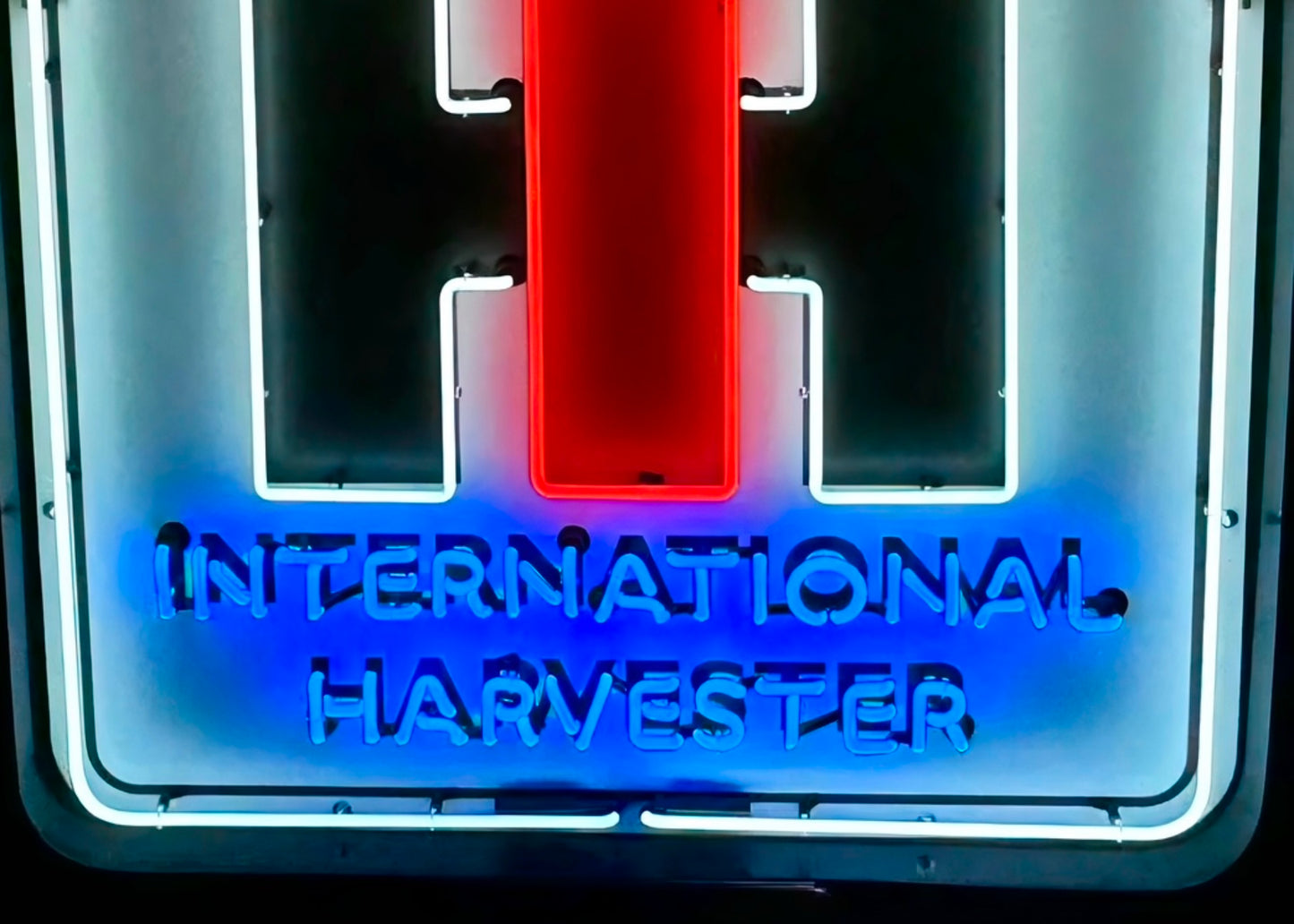 International Harvester Neon Sign #N117