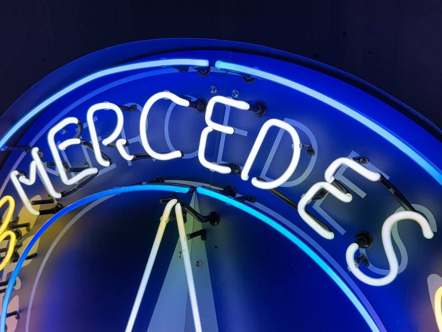 Mercedes Benz Neon Sign #N123
