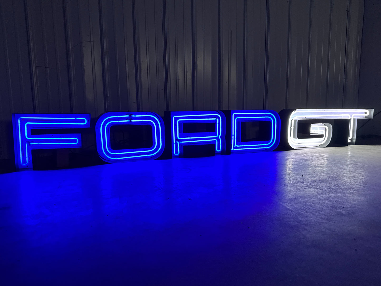 Ford GT Neon Sign #N154