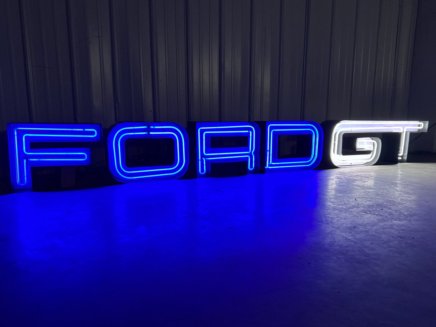 Ford GT Neon Sign #N154