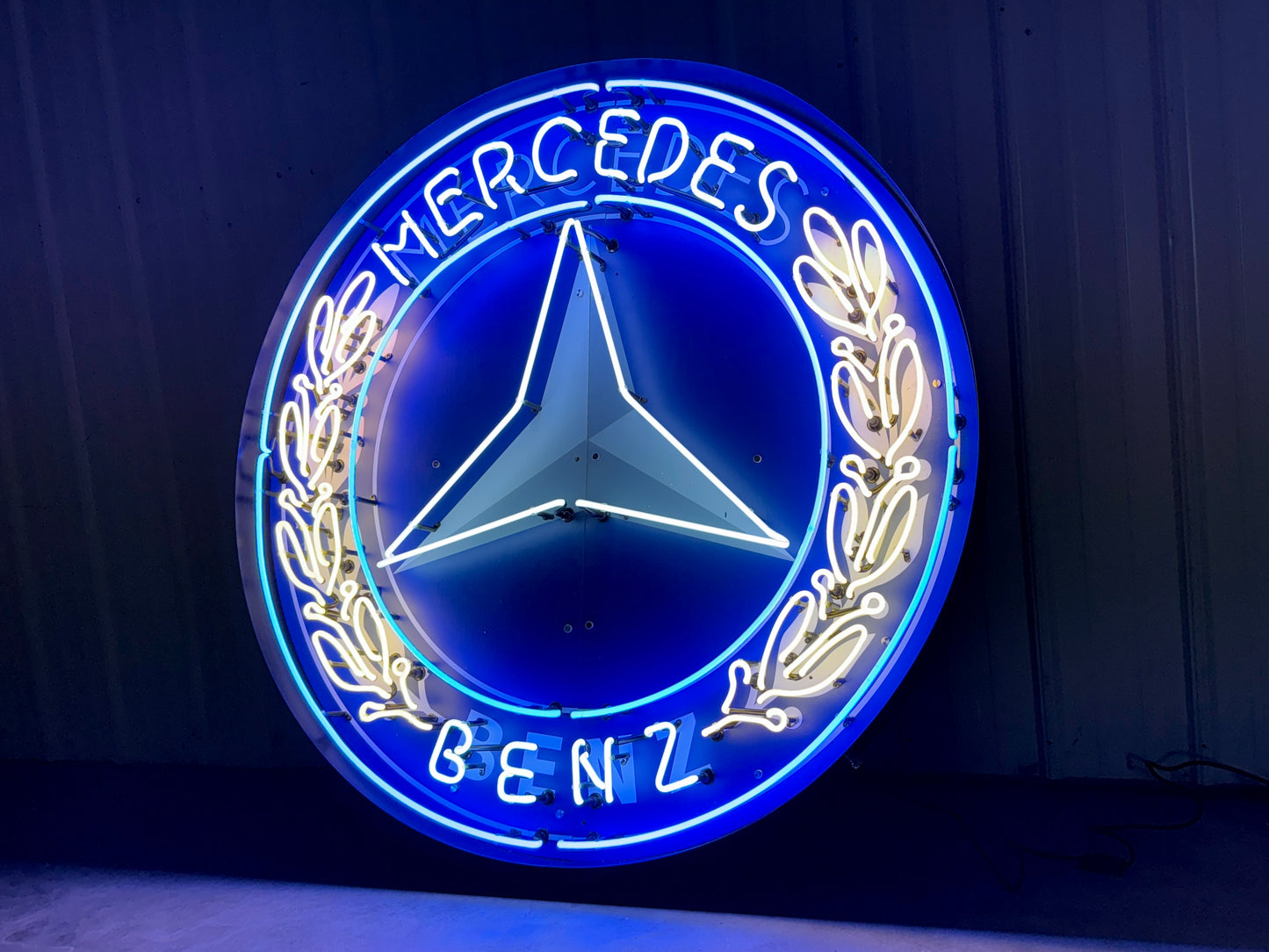 Mercedes Benz Neon Sign #N123