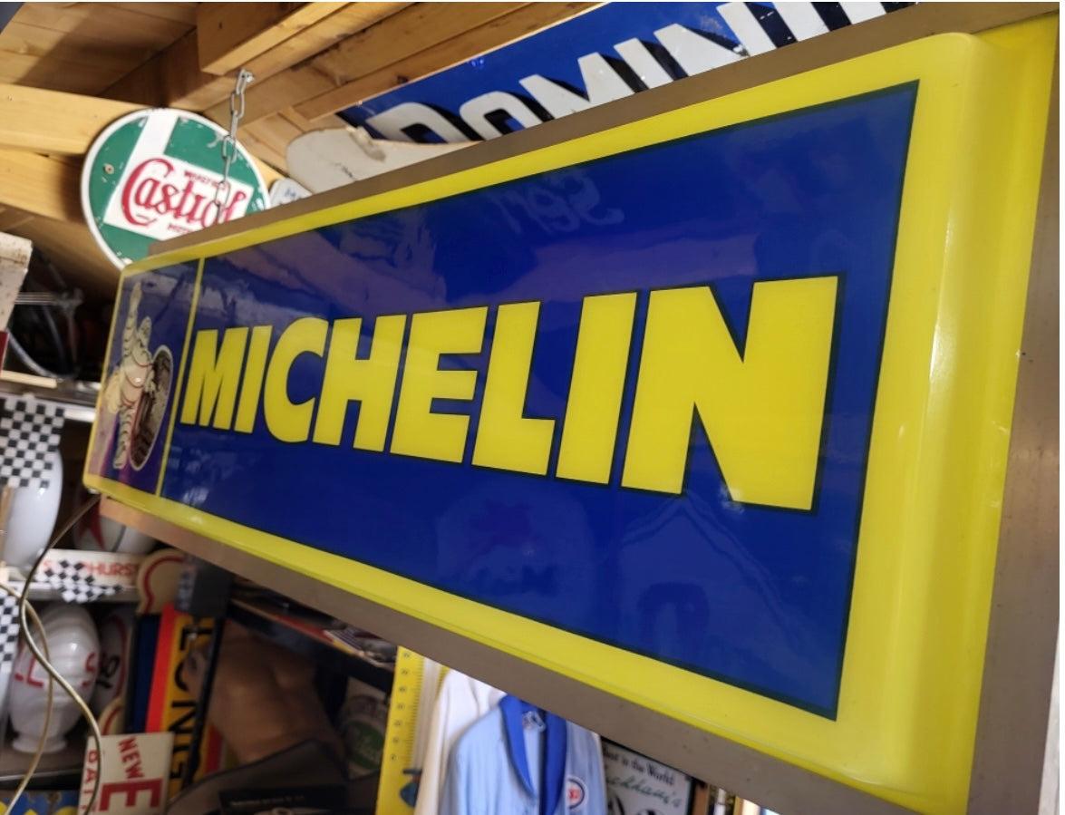 Michelin Illuminated Sign #B56