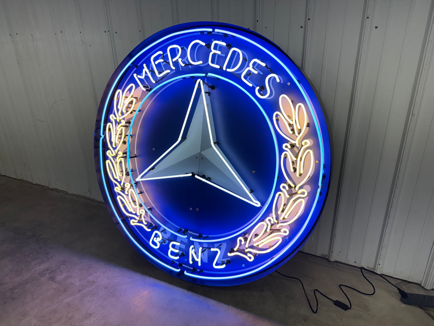 Mercedes Benz Neon Sign #N123