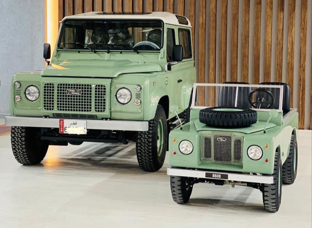 Land Rover Defender Junior Car #J5